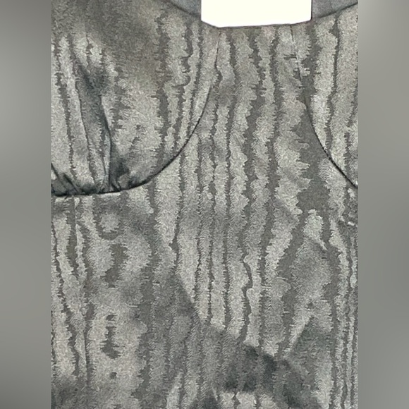 Zara Long Sleeved Crop Top - New with Tags - Black - Large - Picture 3 of 6